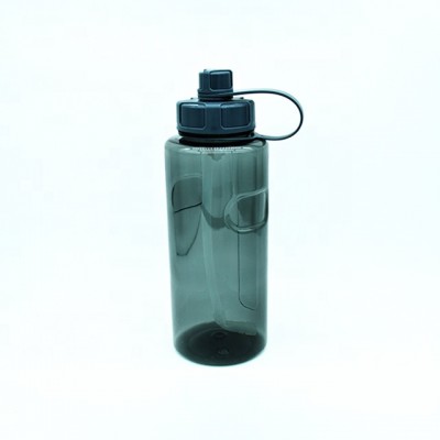 high-capacity sport bottle with the gym for promotion